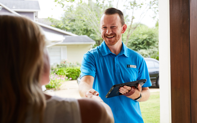 693fae9381f6a3f97fcf8763 cydcor why door to door sales scaled